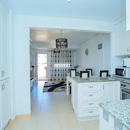 075 Altos Magic House - Alicante Torrevieja